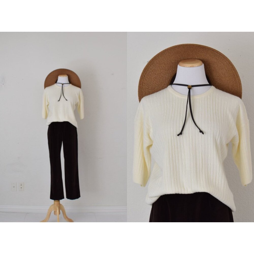 Vintage 80s/90s Beige Acrylic Knit Pullover Top‎ | size M